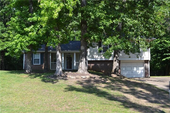 Property Photo:  5604 Meadowood Drive  GA 30102 