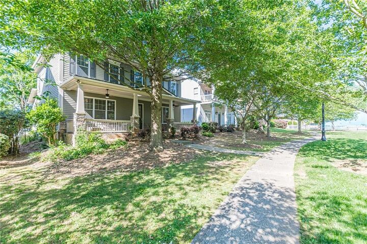 Property Photo: 1645 Woodward Way GA 30337