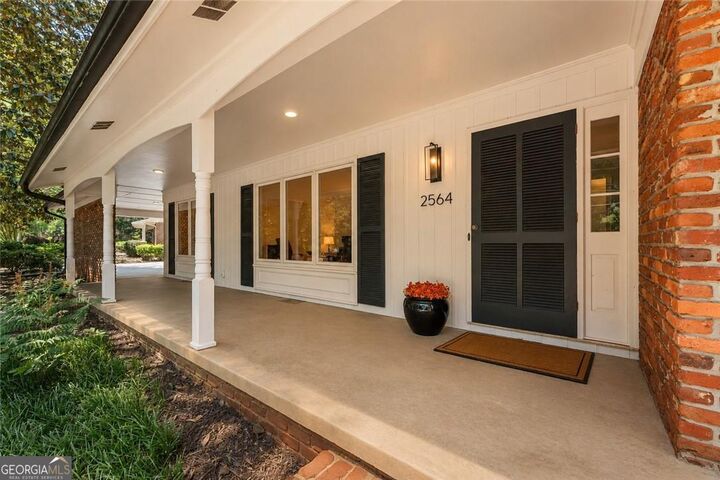 Property Photo:  2564 Lake Flair Circle NE  GA 30345 