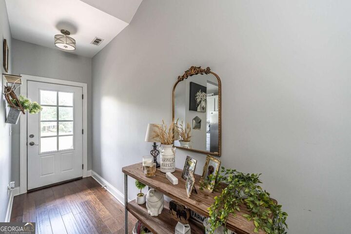 Property Photo:  559 Freeman Ferry Road SE  GA 30161 