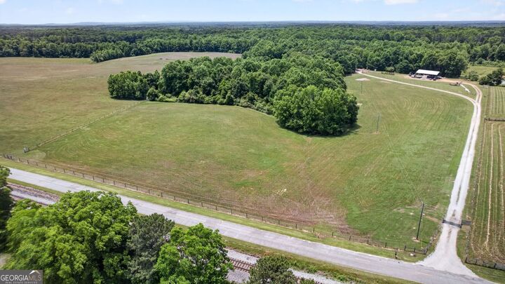 Property Photo: 454 Tom Bell Road GA 30257