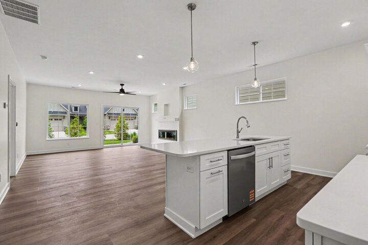 Property Photo:  1907 E Woodglen Circle  IN 46383 