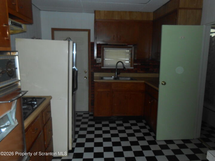 Property Photo: 716-718 Landis Street 718 2nd Floor PA 18504