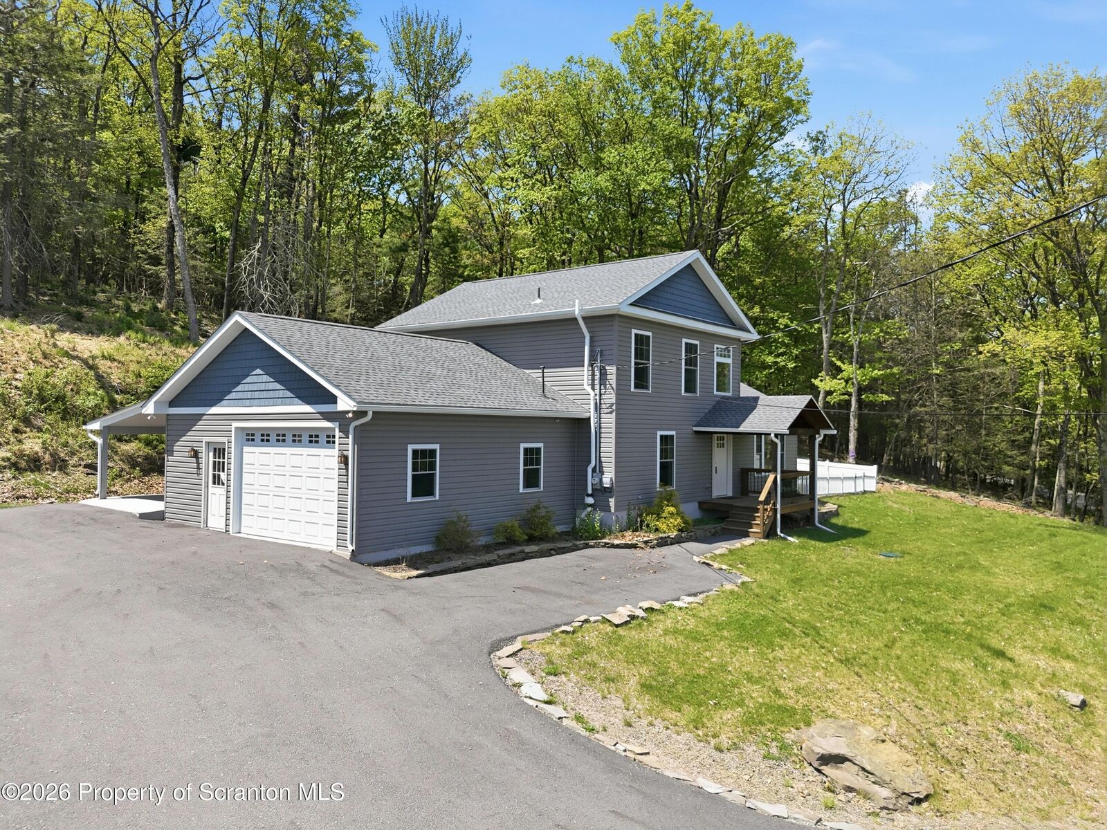 Property Photo:  300 Gumbletown Road  PA 18451 