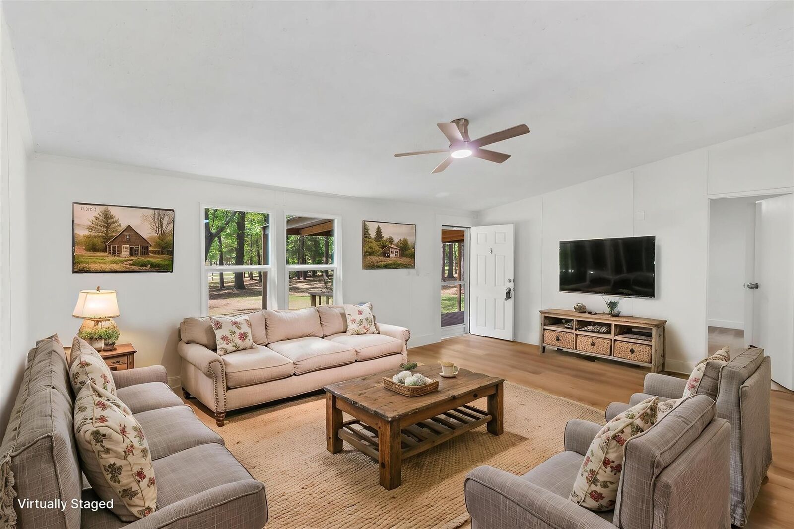 Property Photo: 13488 Enchanted Cove TX 77318