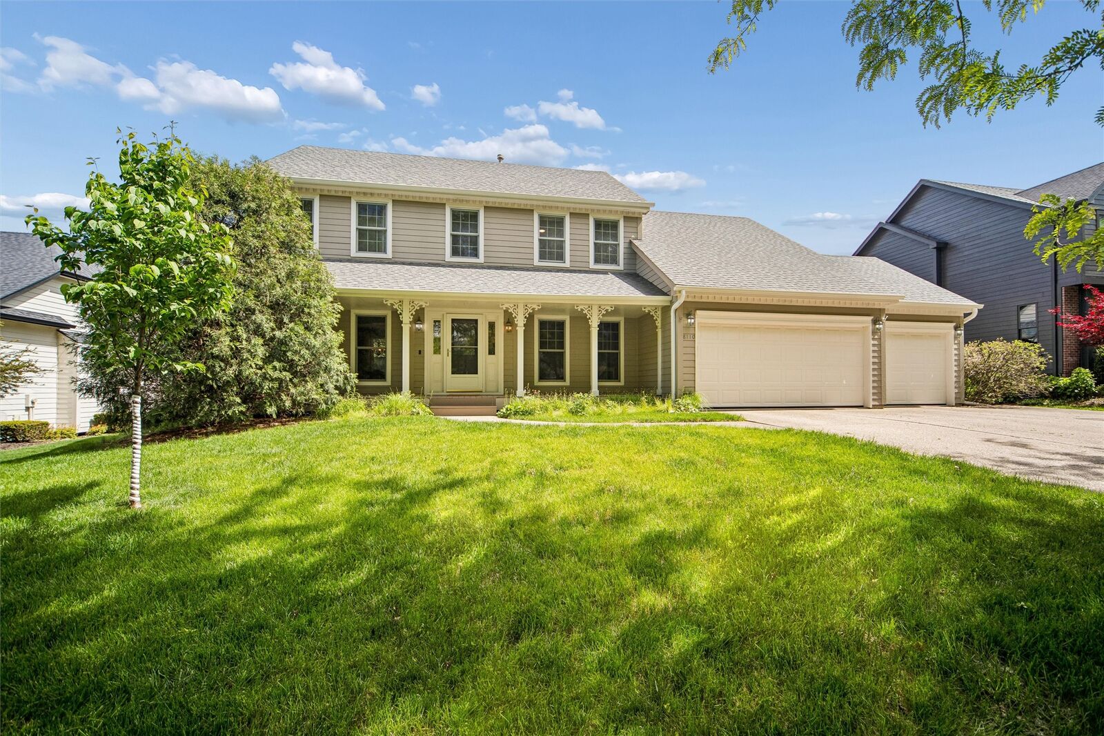Property Photo:  8110 Chambery Boulevard  IA 50131 
