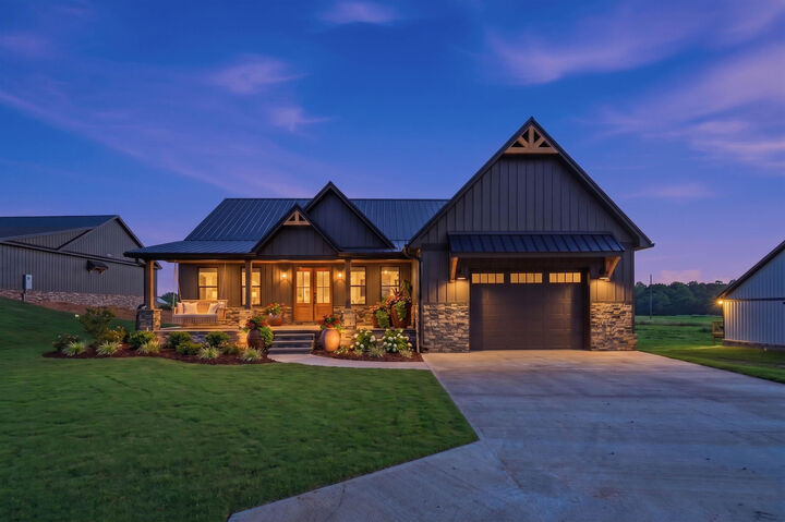 Property Photo:  28 Elrod Denny Road  KY 42503 