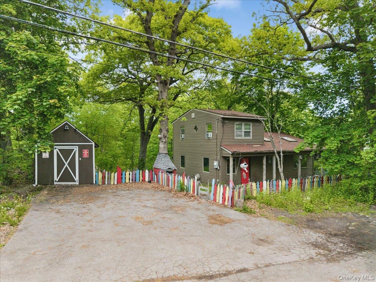 Property Photo:  29 Cedar Ledges  NY 10579 