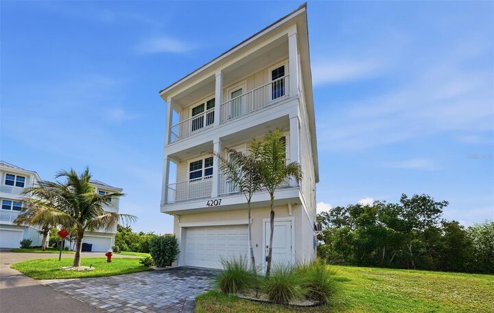 Property Photo: 4207 Marina View Way FL 34215