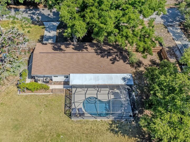 Property Photo:  381 Falkland Road  FL 34293 