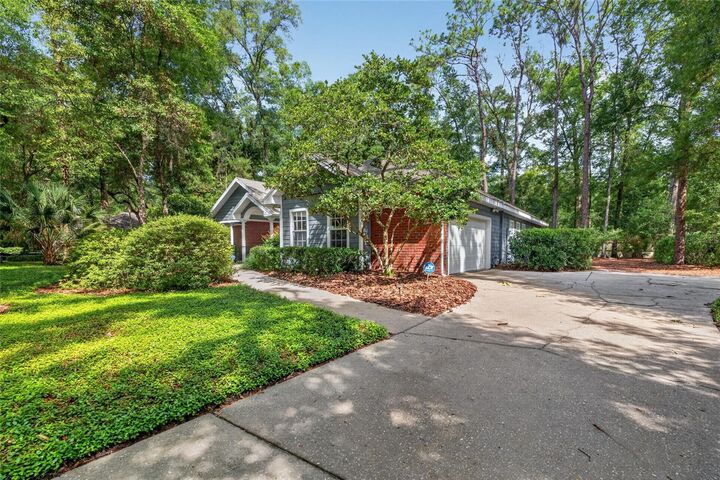 Property Photo:  9626 SW 53rd Road  FL 32608 