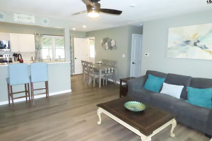 Property Photo:  1510 Linda Ln  KS 67502 
