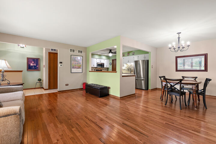 Property Photo:  17833 Maine Court  IL 60467 