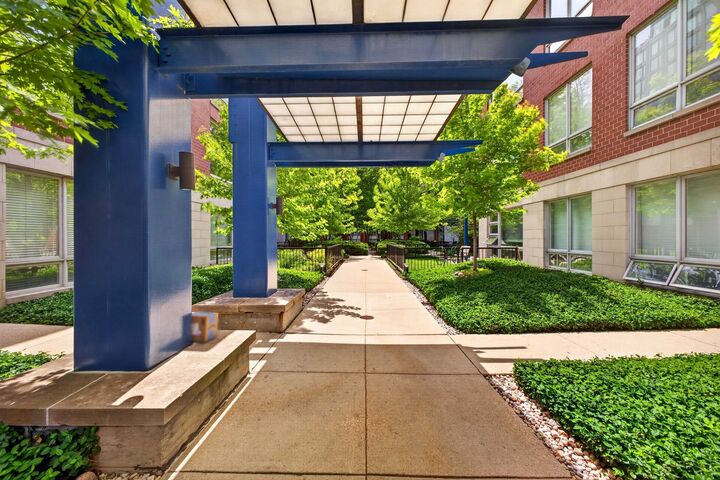 Property Photo:  1151 W Washington Boulevard 106  IL 60607 