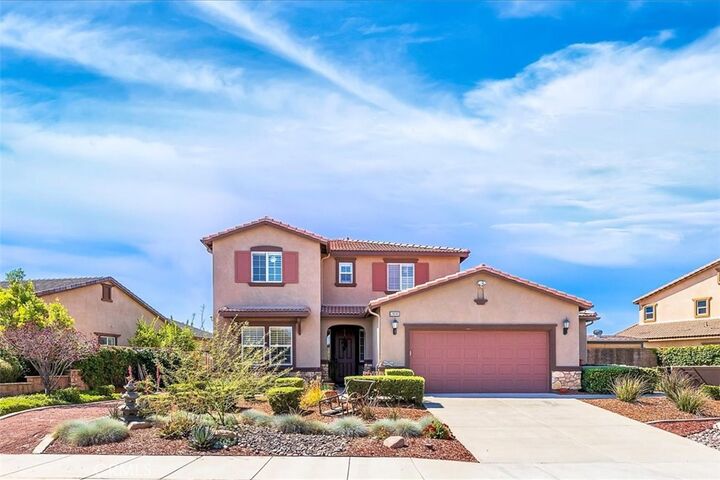 Property Photo:  28690 Mahogany Trail Way  CA 92584 