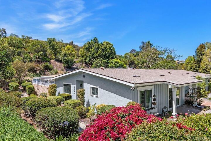 Property Photo: 4402 Shearwater Way CA 92057