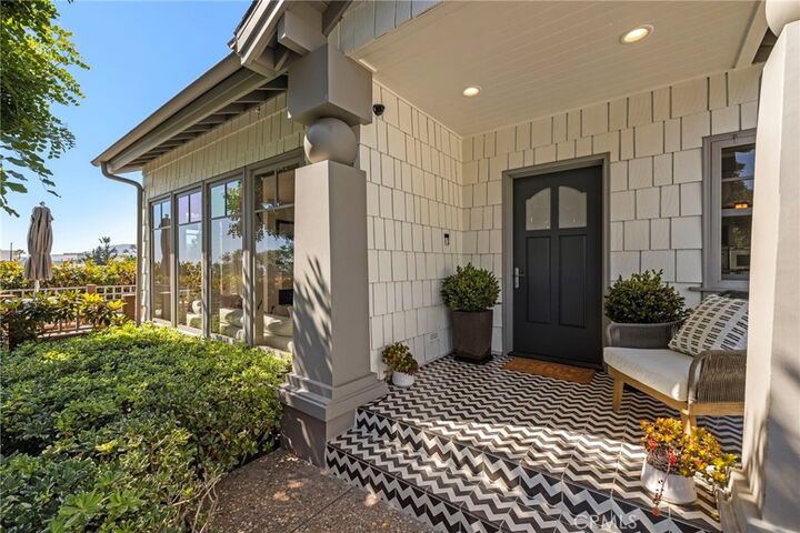 Property Photo:  750 Griffith Way  CA 92651 