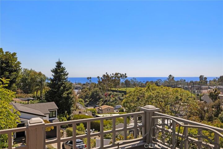 Property Photo:  750 Griffith Way  CA 92651 
