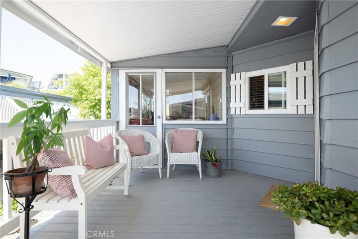 Property Photo: 115 Mira Adelante CA 92673