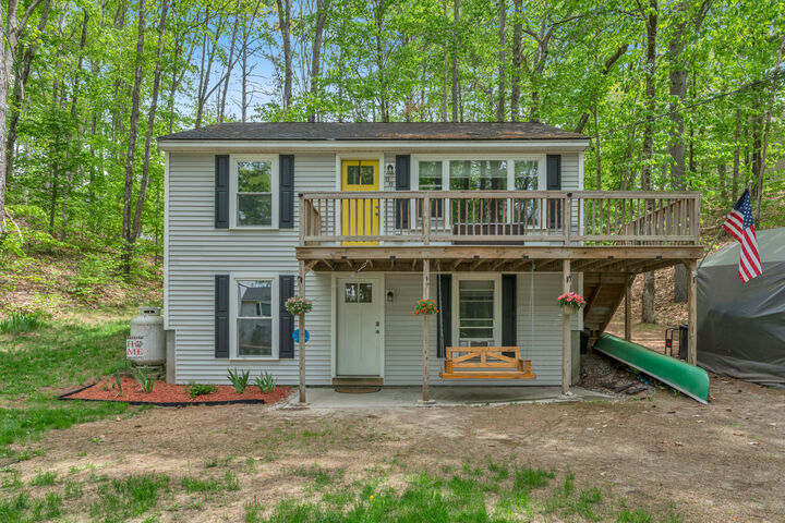Property Photo: 88 Ridgeway Circle ME 04061