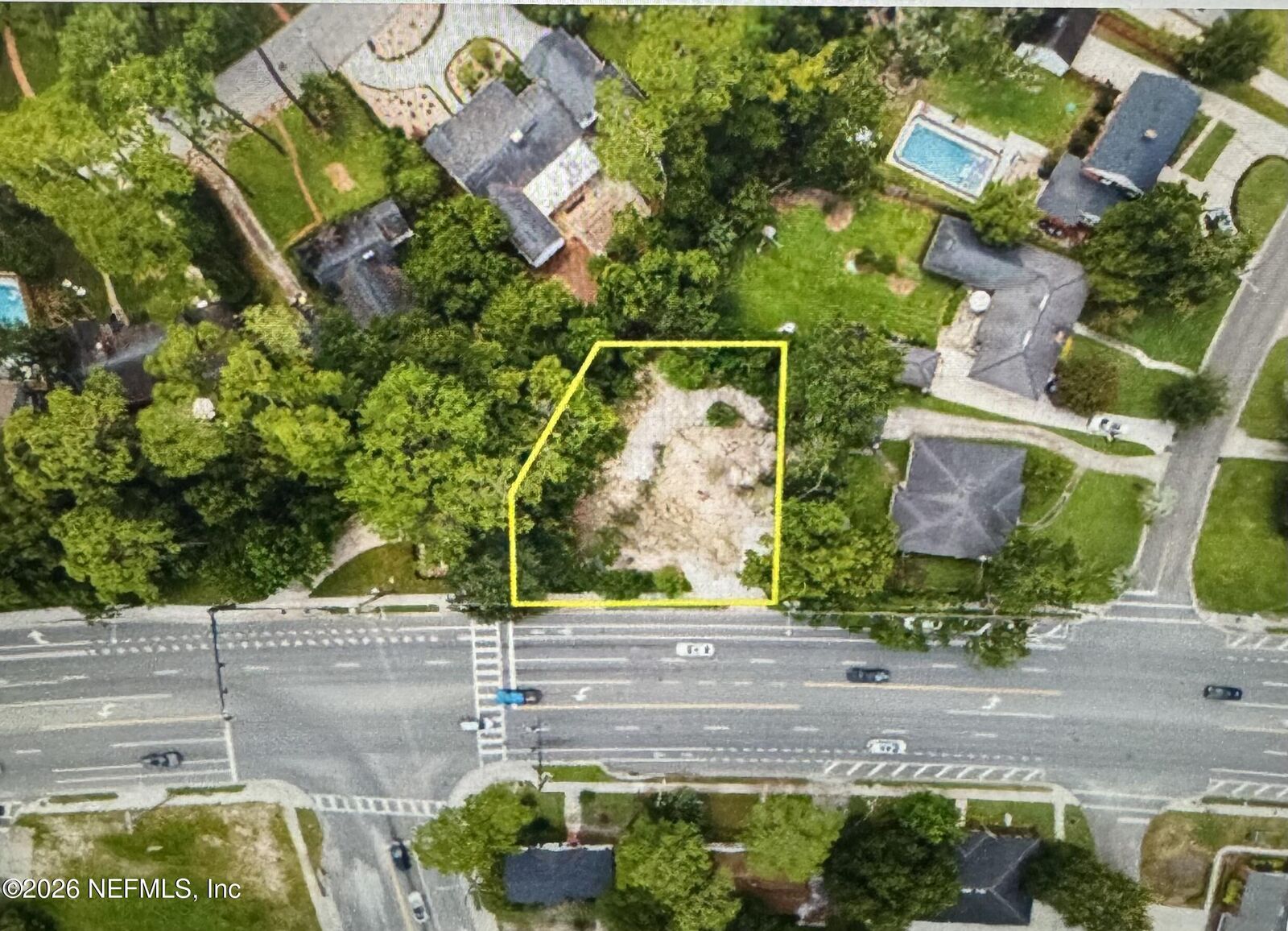 Property Photo: 3724 Hendricks Avenue FL 32207