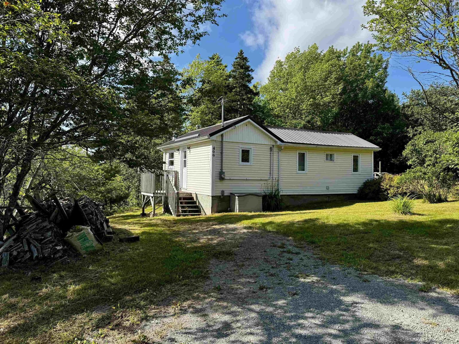 Property Photo: 499 Corbetts Cove Rd. NS B0E 3B0