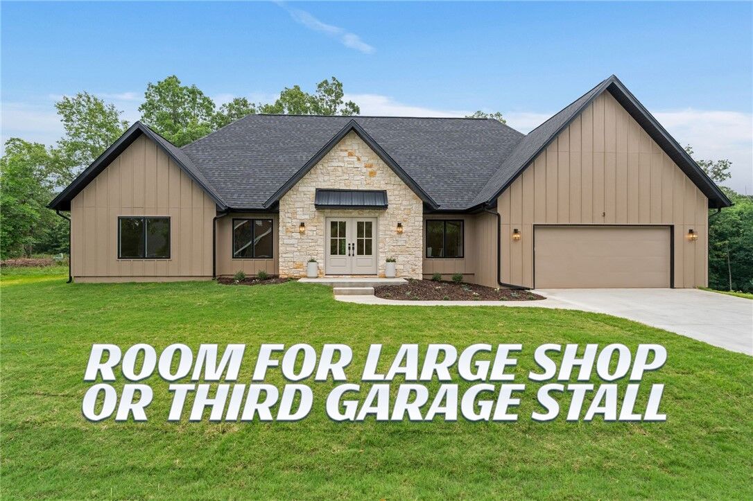 Property Photo:  3 Aberdeen Drive  AR 72715 