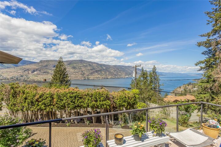 Photo de la propriété: 155 Clifton Road N BC V1V 1A2