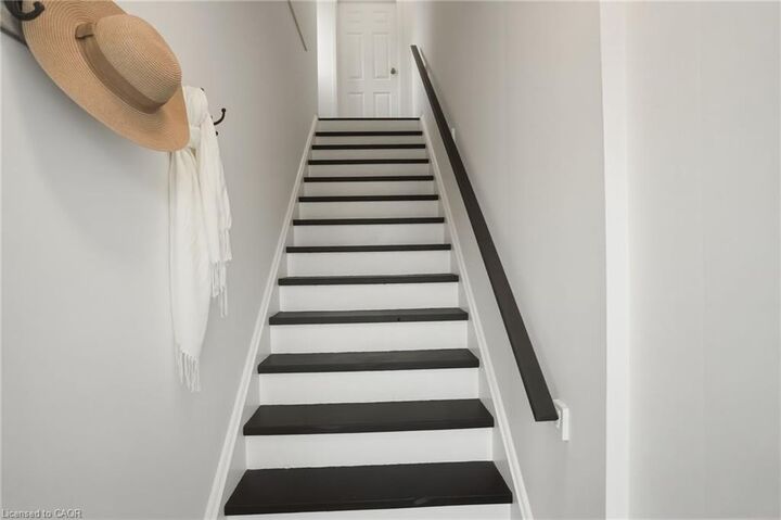 Property Photo:  6950 Tenth Line W 103  ON L5N 6Y1 