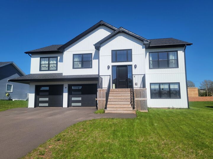 16 Bridget Drive — photo 1