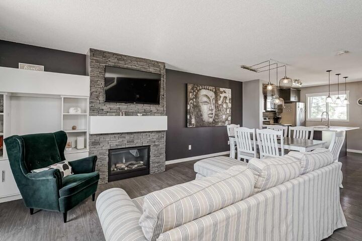 313 Copperpond Landing SE — photo 1