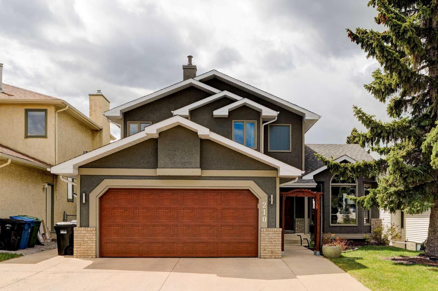 Property Photo: 210 Hawkville Close NW AB T3G 3N6