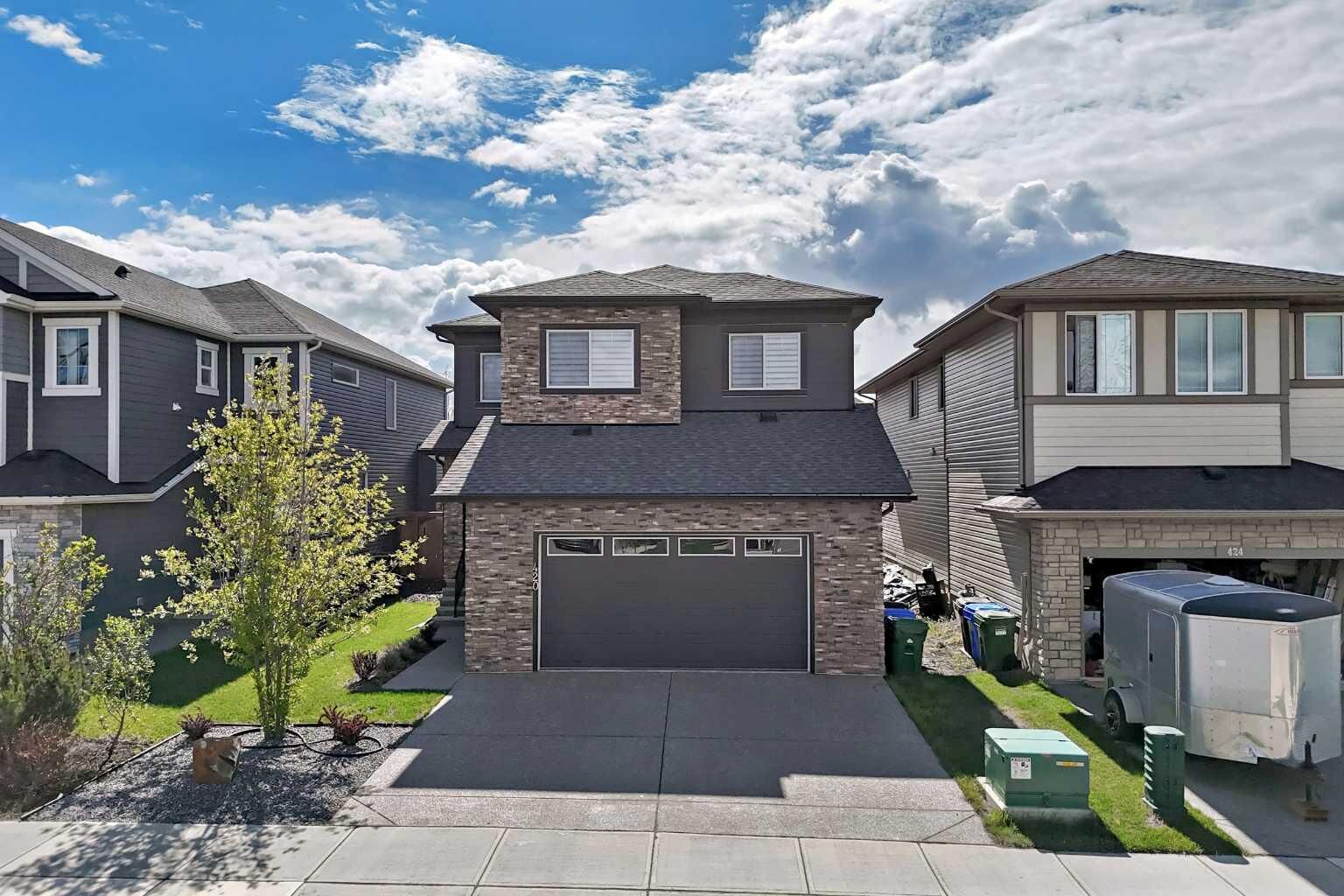 Property Photo: 420 Legacy View SE AB T2X 2G4