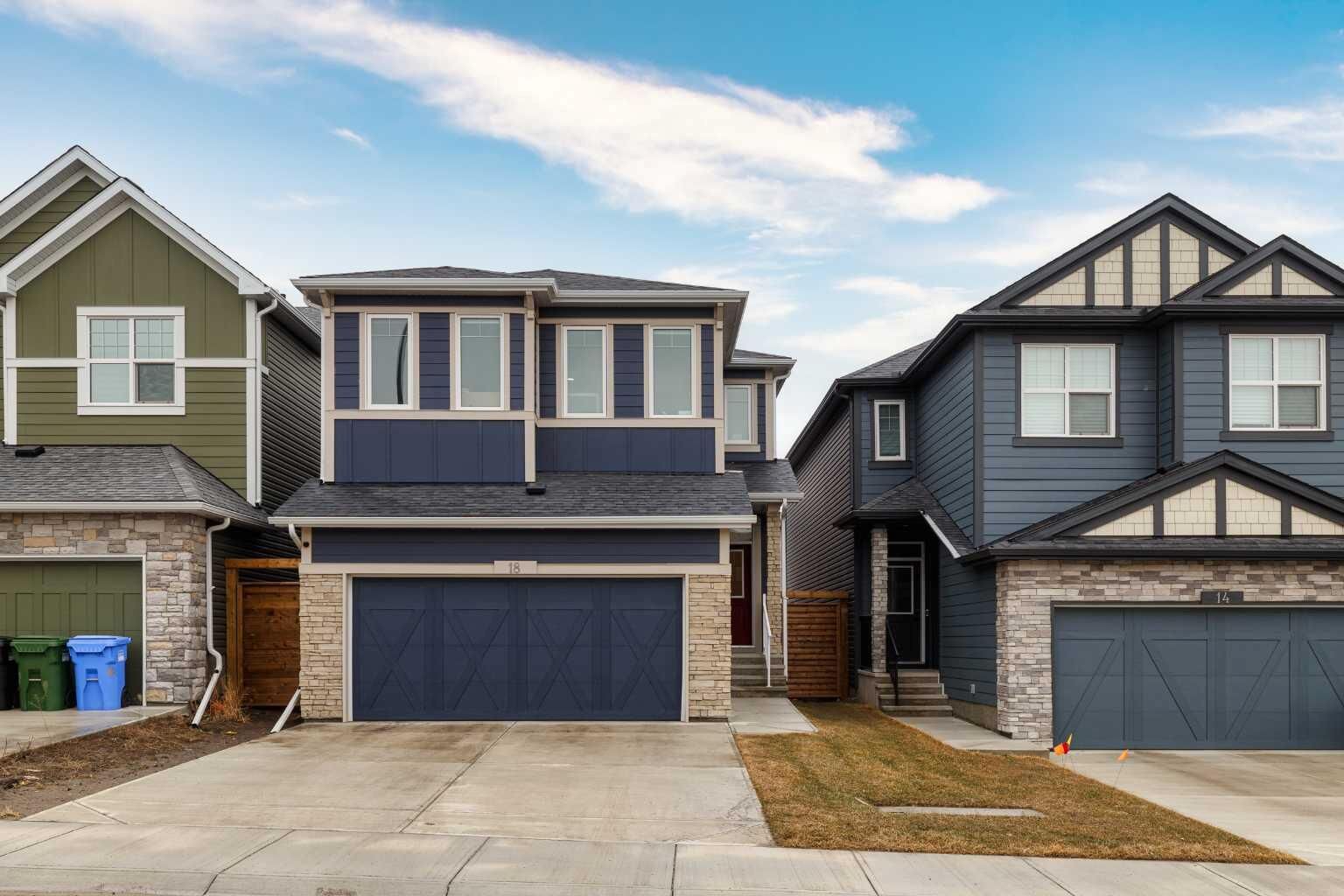 Property Photo: 18 Legacy Reach Park SE AB T2X 5C5