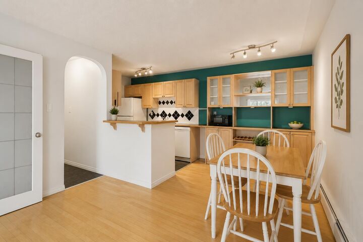 Property Photo: 638 Meredith Road NE 301 AB T2E 5A8