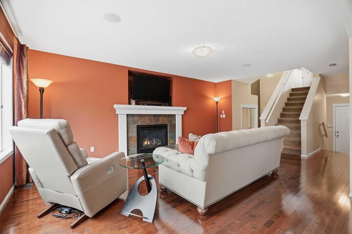 Property Photo: 56 Everglen Way SW AB T2Y 5G3