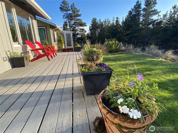 Property Photo:  27215  K Lane  WA 98640 