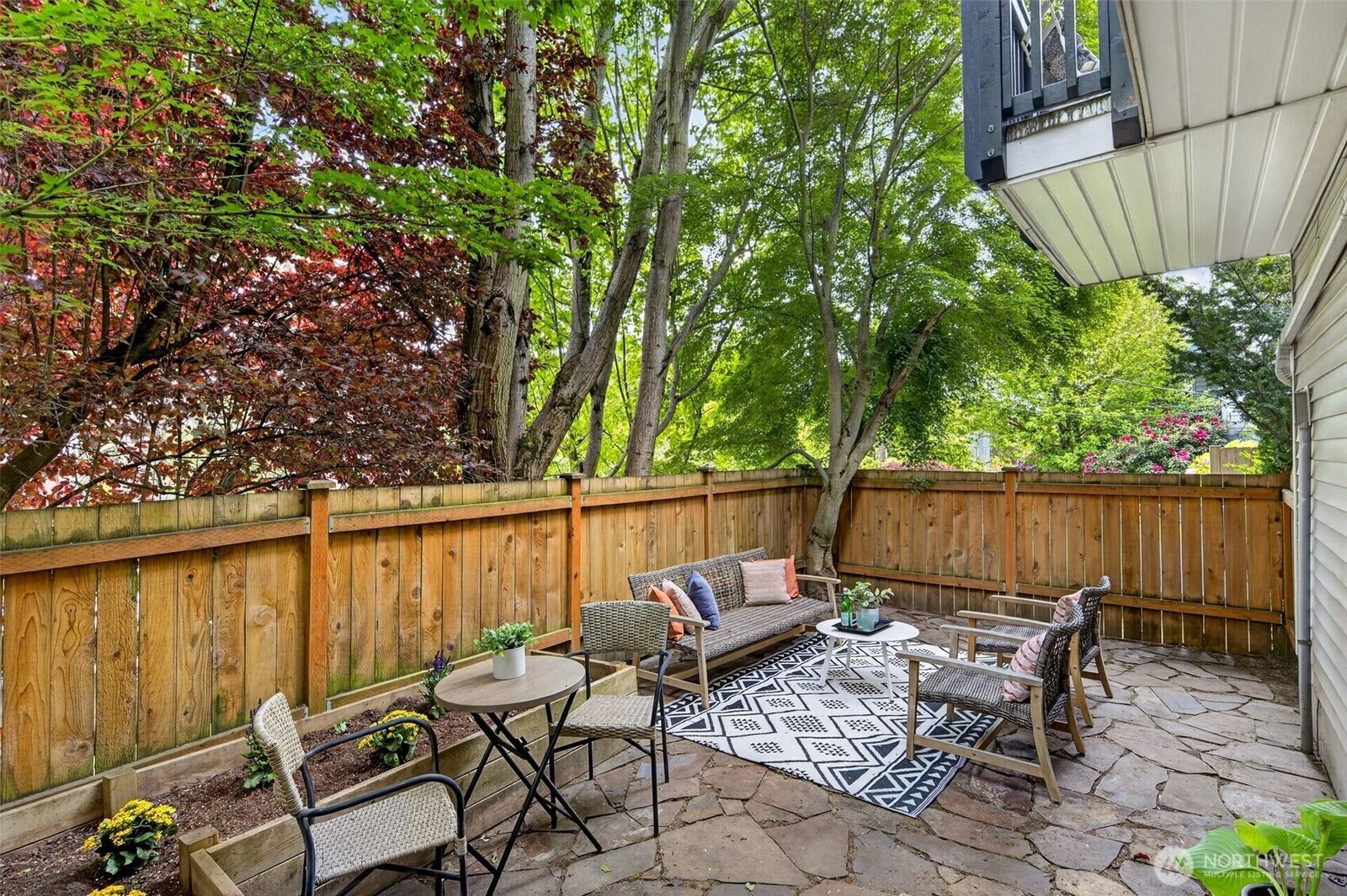 Property Photo:  9257  Interlake Avenue N  WA 98103 