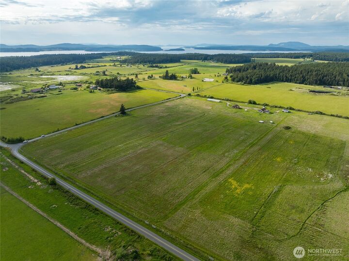 Property Photo:  5625  Fisherman Bay  WA 98261 