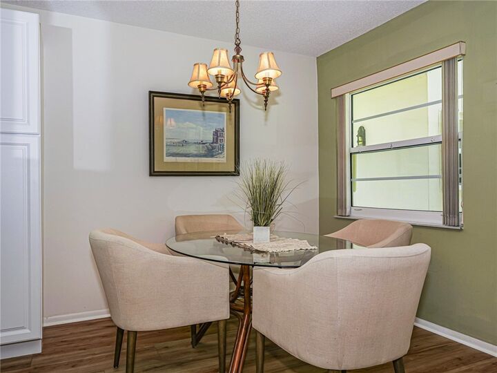 Property Photo:  109 Spring Lake Court 105  FL 32962 
