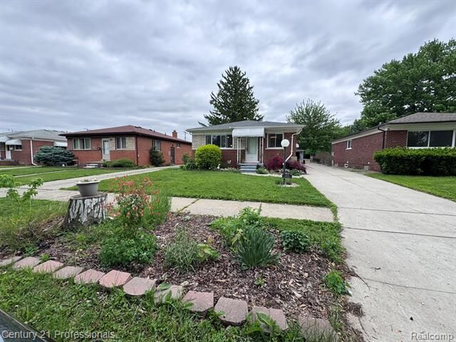 Property Photo:  4973 Williams Street  MI 48125 