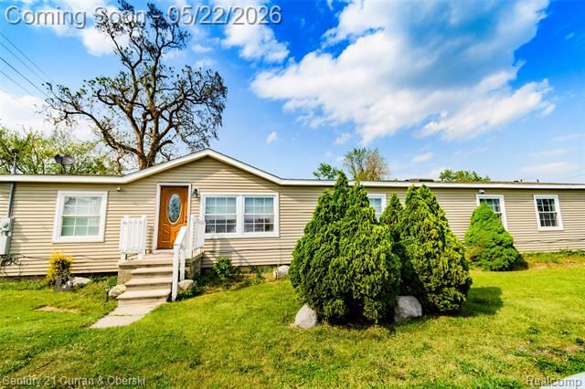 Property Photo:  13045 Strong Boulevard  MI 48179 