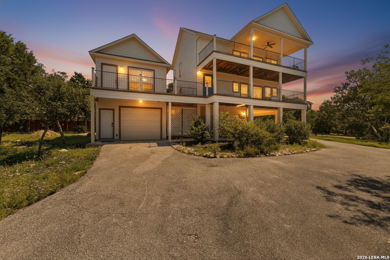 Property Photo: 1729 Sorrel Creek Dr TX 78133