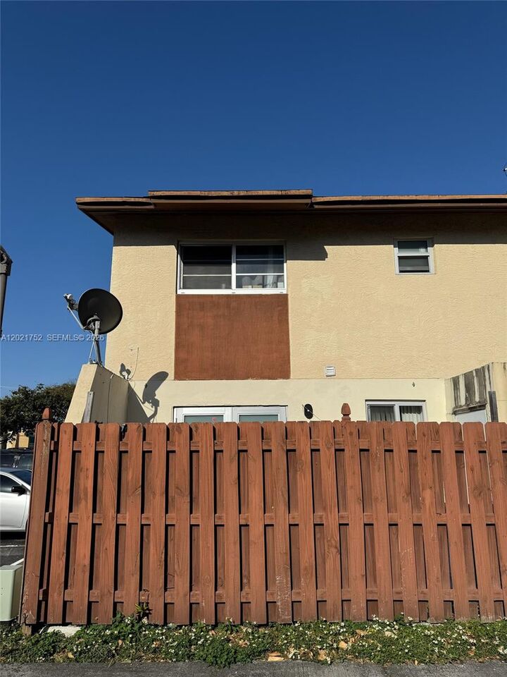 Property Photo:  11 SW 109th Ave C9  FL 33174 