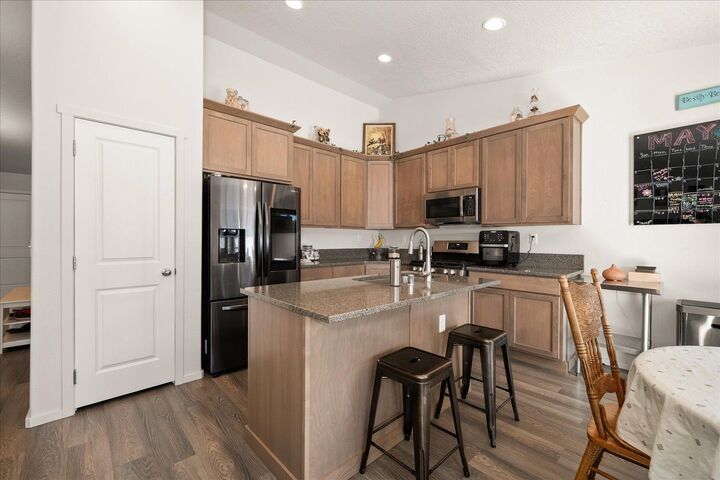 Property Photo:  3020 N Rio Grande Rd  WA 99027 