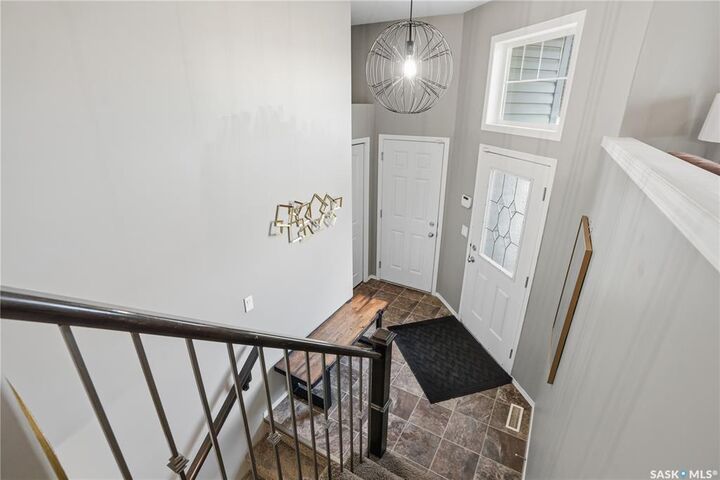 Property Photo: 2146 Rosewood Drive SK S7V 0G2