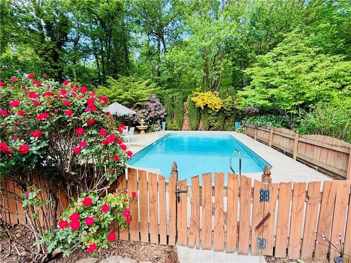 Property Photo: 2628 Wessex Road NC 27106