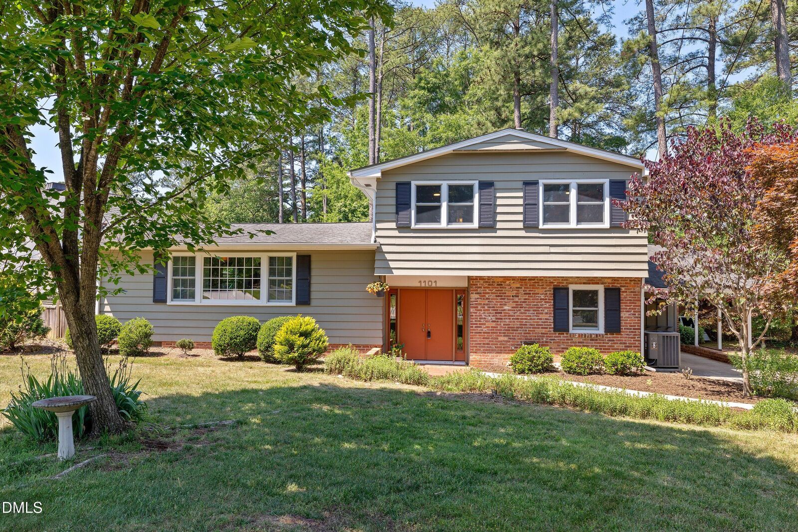 Property Photo: 1101 Gunnison Place NC 27609