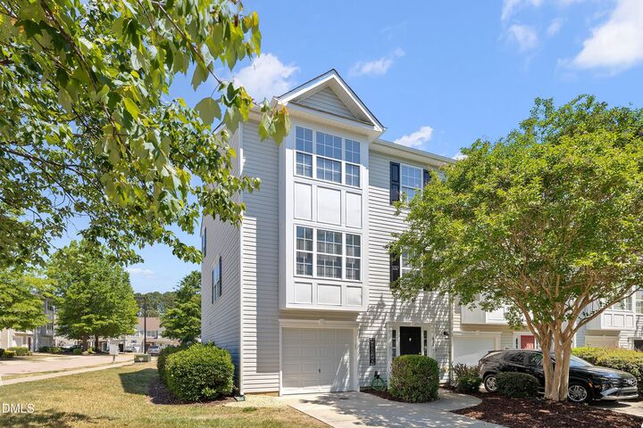 Property Photo:  5101 Neuse Commons Lane  NC 27616 