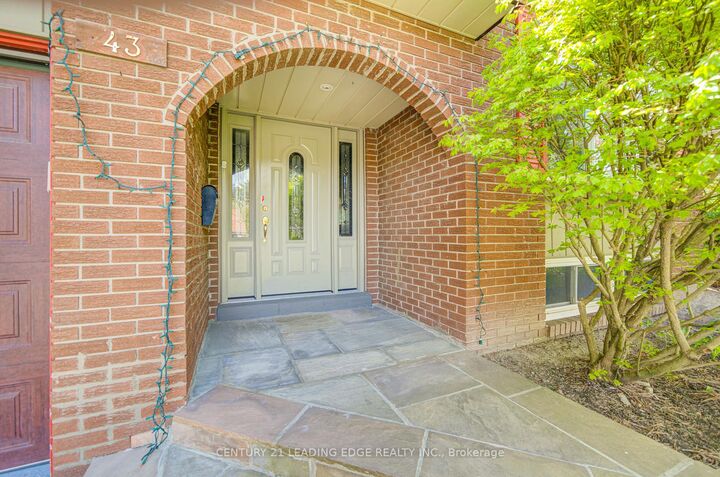 Property Photo: 43 Carlton Road ON L3R 1Z4